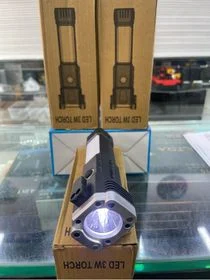 Linterna Táctica LED Recargable